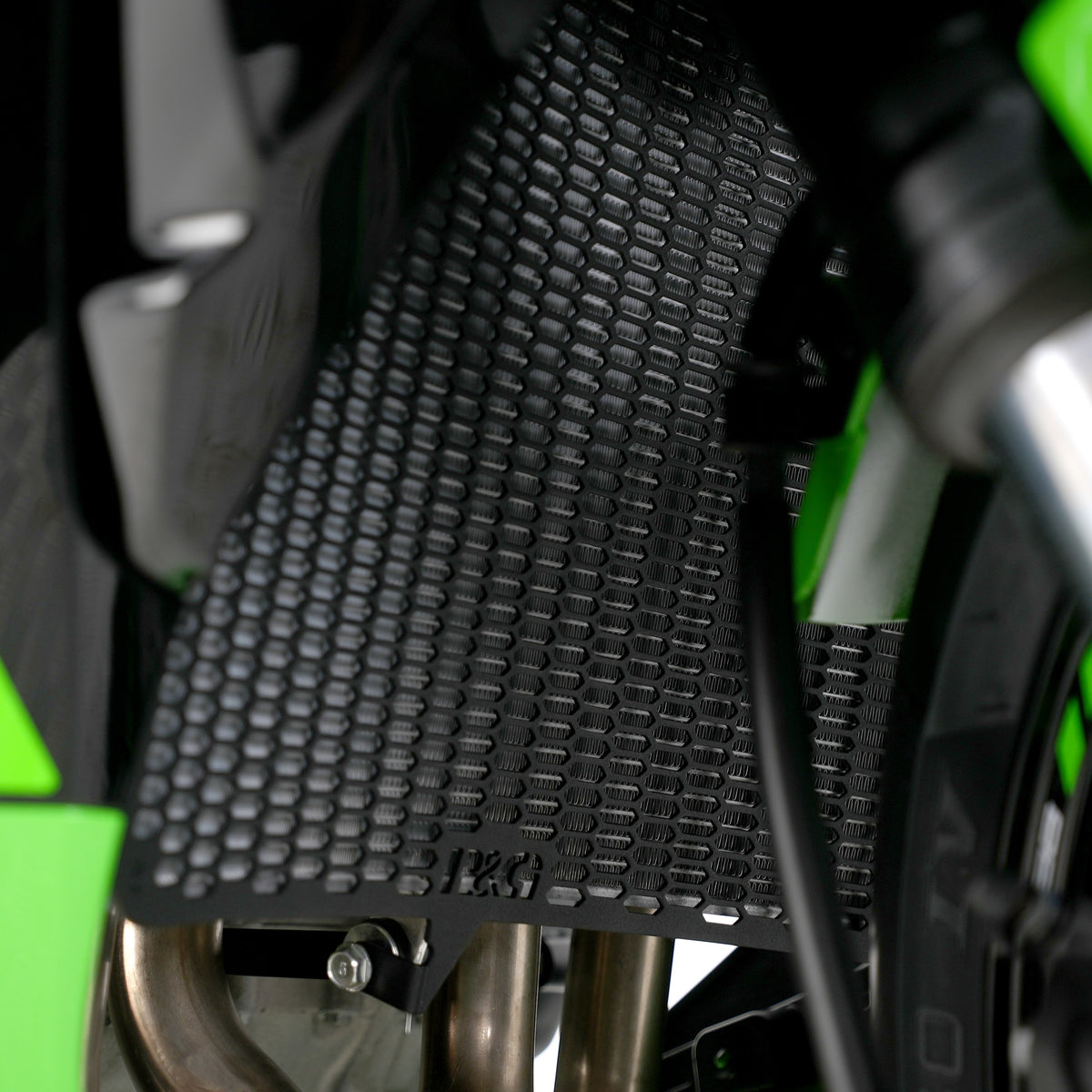 PRO Radiator Guard for Kawasaki ZX-6R '19- & ZX636 '13- '18