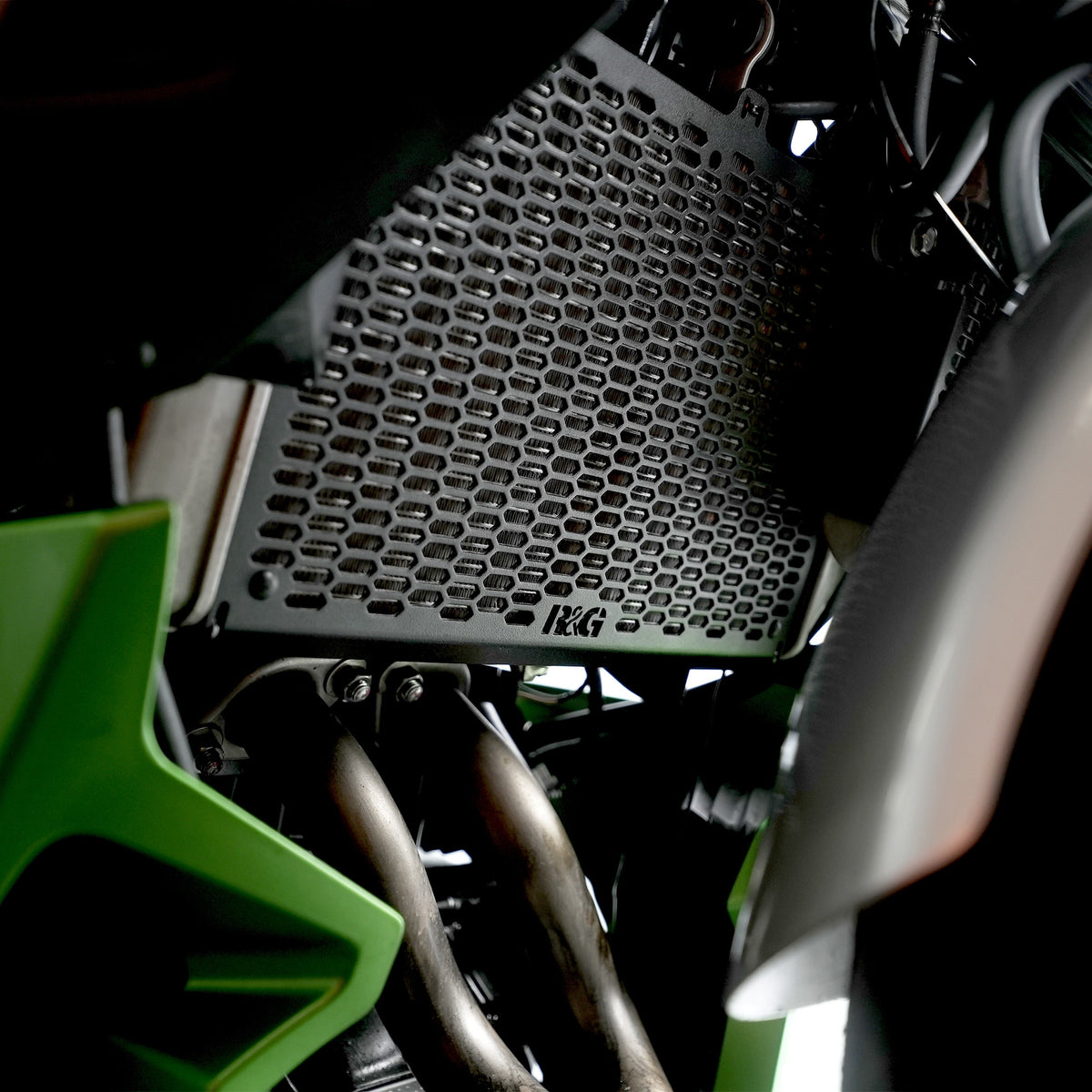 PRO Radiator Guard for Kawasaki Ninja 7 Hybrid HEV / Z 7 Hybrid HEV '24- (2-piece kit)