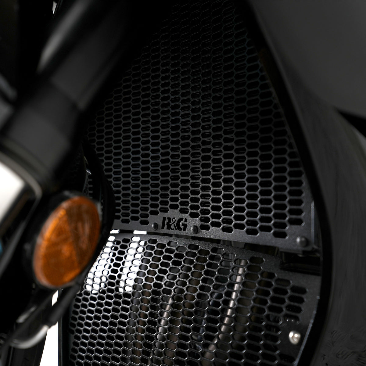 PRO Radiator Guard for Honda CFMoto 675 SR-R '25- & 675NK ‘25-