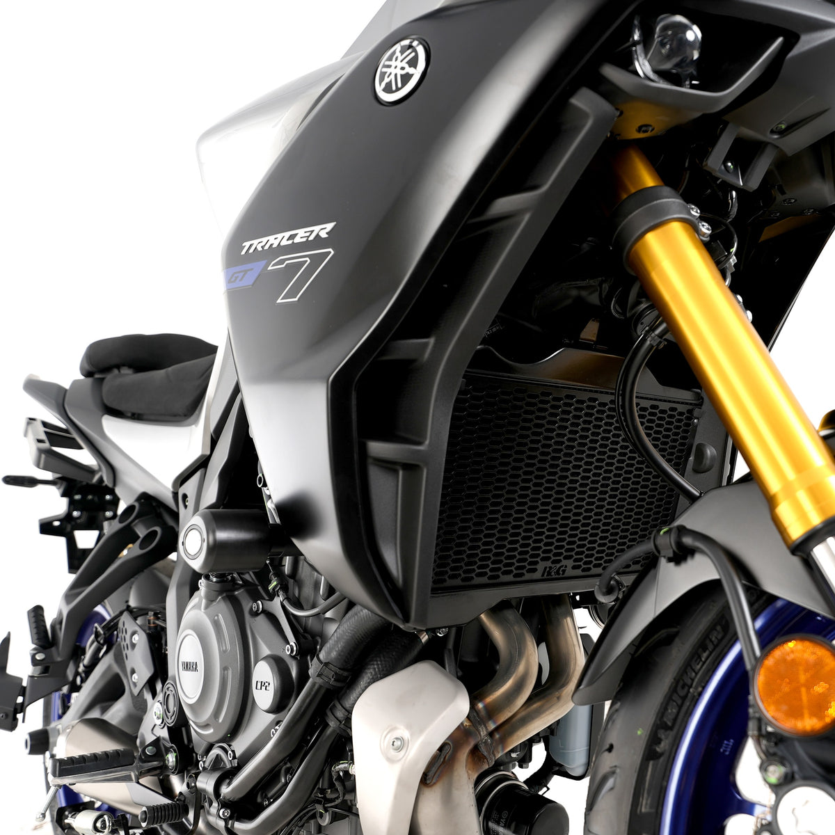 PRO Radiator Guard For Fantic Caballero 700 '23-, Yamaha Tenere 700 '25-, Tenere 700 Rally '26-, MT-07 '14- '24, Tracer 7(GT) '21- XSR700 '16-, Tracer 700 '16-'20 & XTZ 700 Tenere '25-