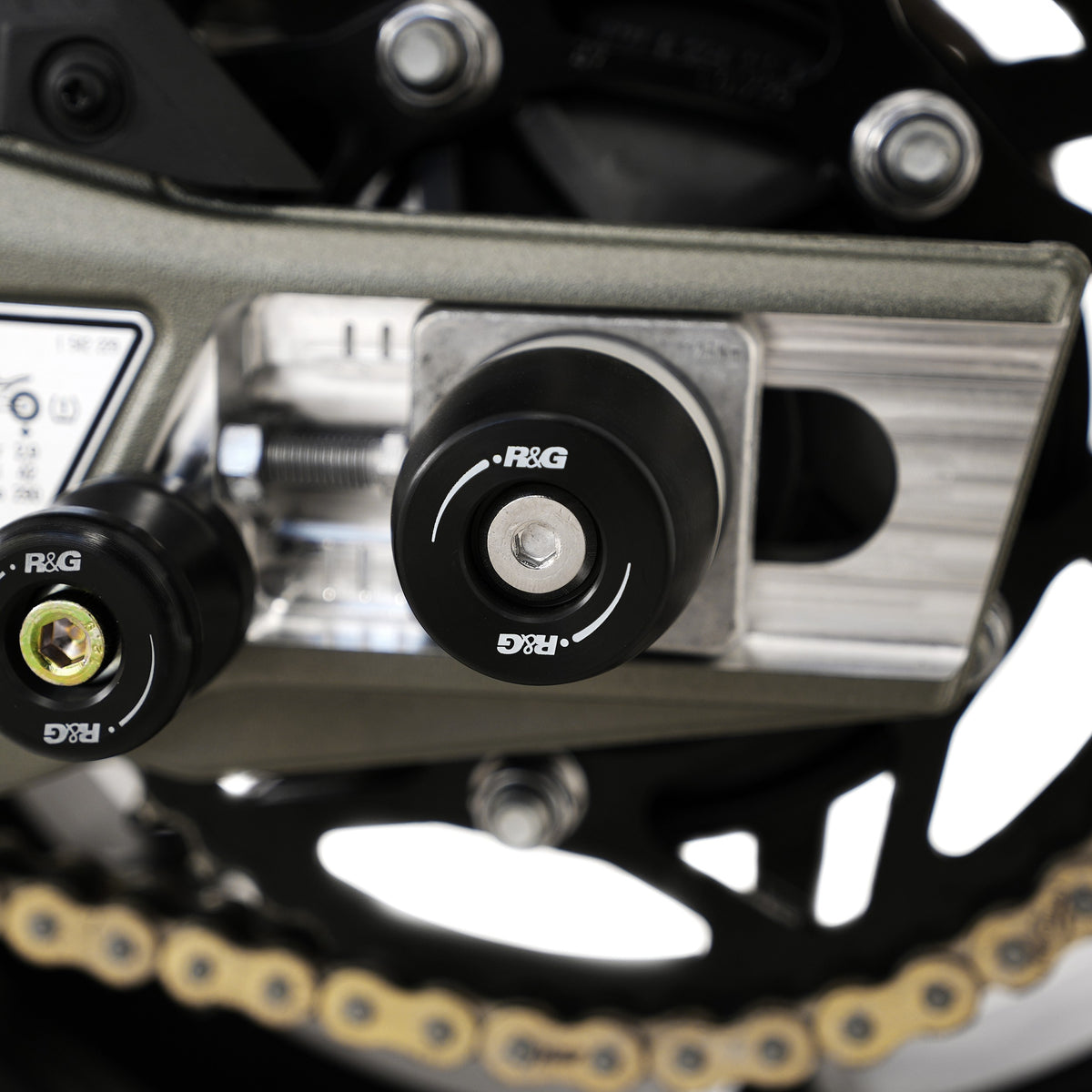 APEX Swingarm Protectors BMW F900 GS '26-, M1000R ‘25- & S1000R '25-