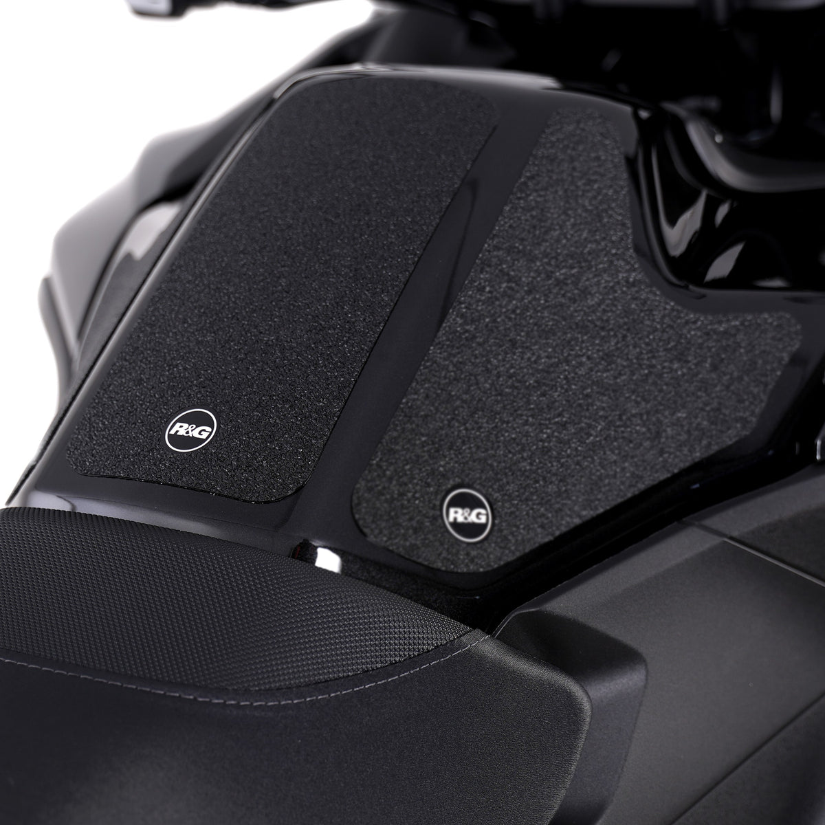 Centre Tank Pad for the Honda NT1100 '22- & QJMOTOR SRT900 S '25-