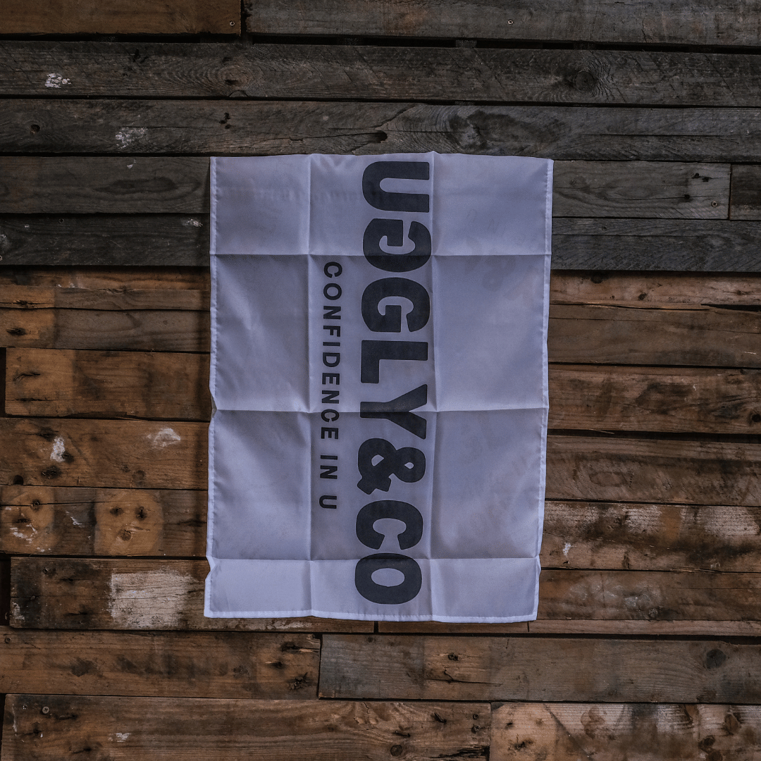 Uggly&Co Paddock Flag