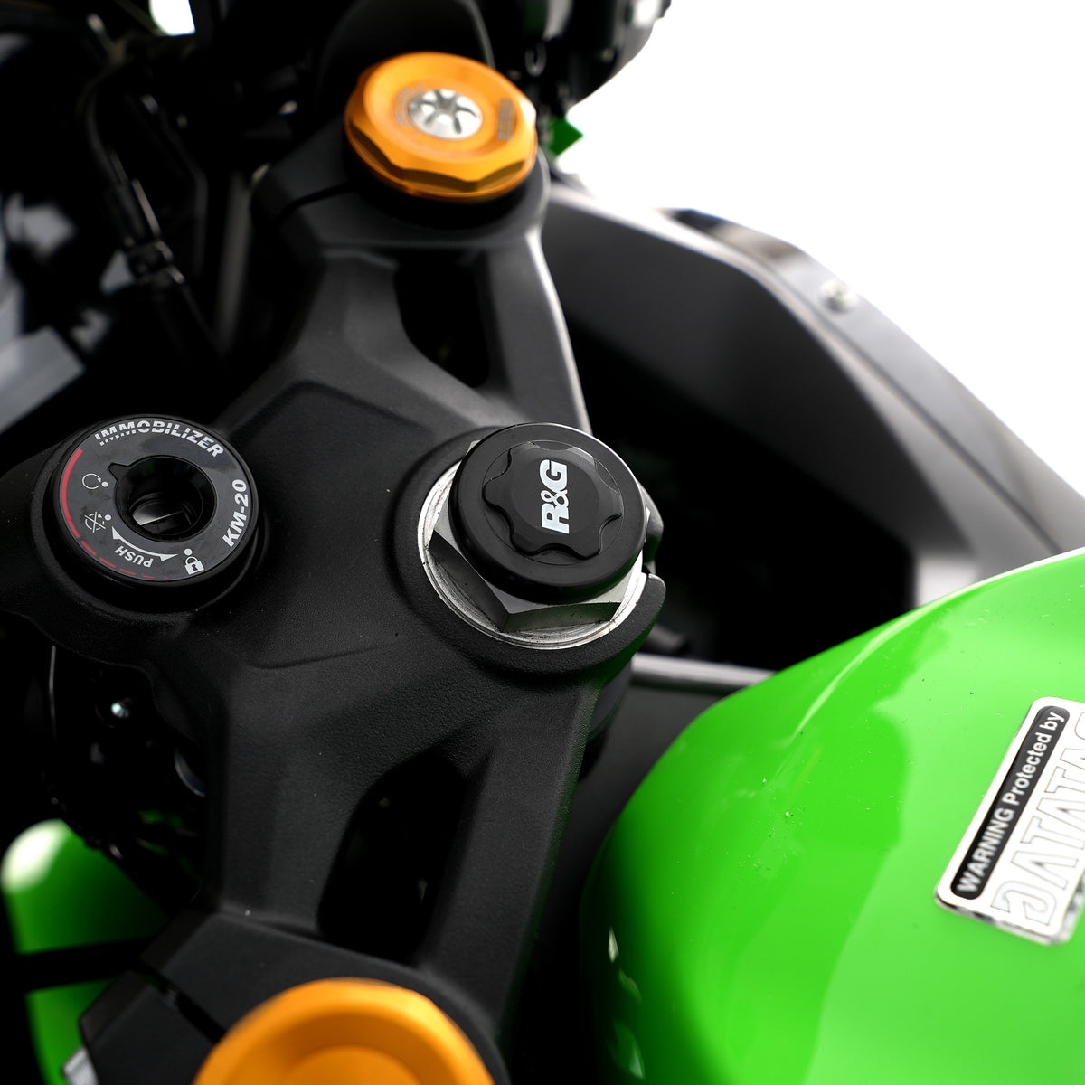 Top Yoke Cap for Kawasaki ZX-25R '20- & ZX-4R(R) (SE) ’23-