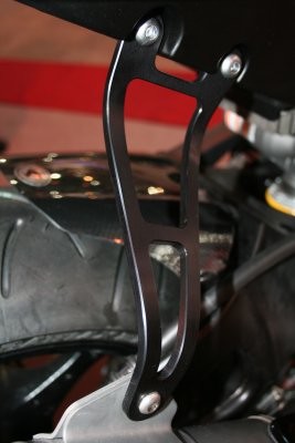 Exhaust Hanger for Yamaha YZF-R1 '98-'01