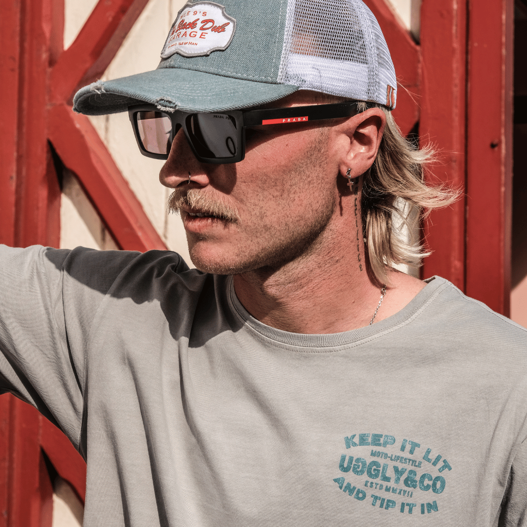 Mist Keep it Lit' Tee by Uggly & Co