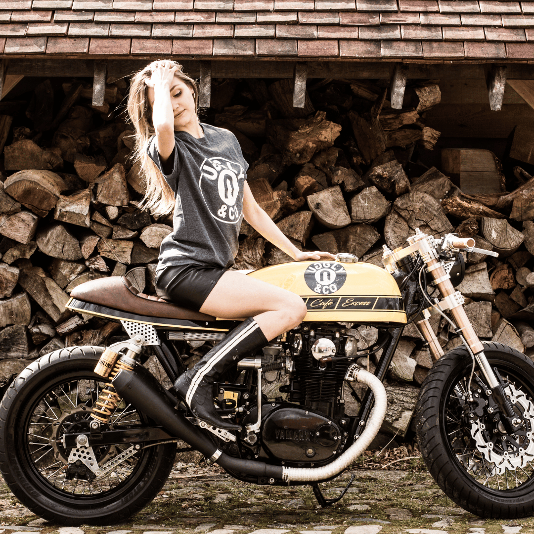 Circle Tee by Uggly & Co